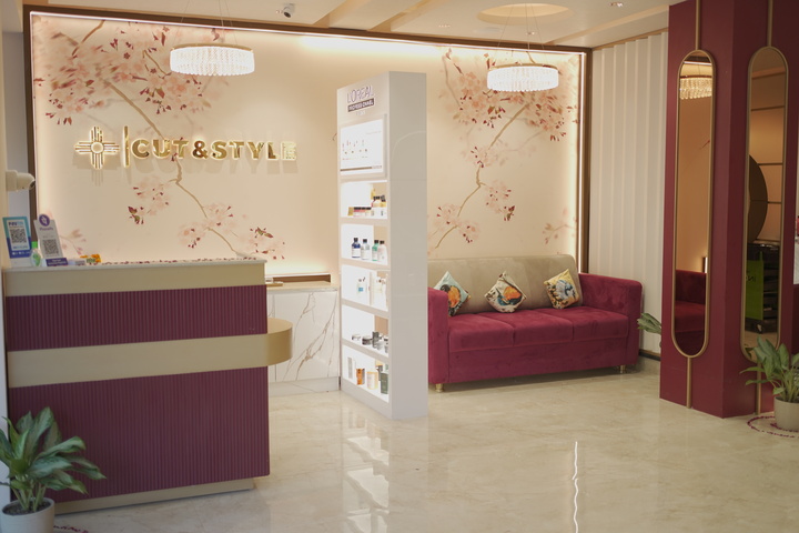 CUT&STYLE Salon
